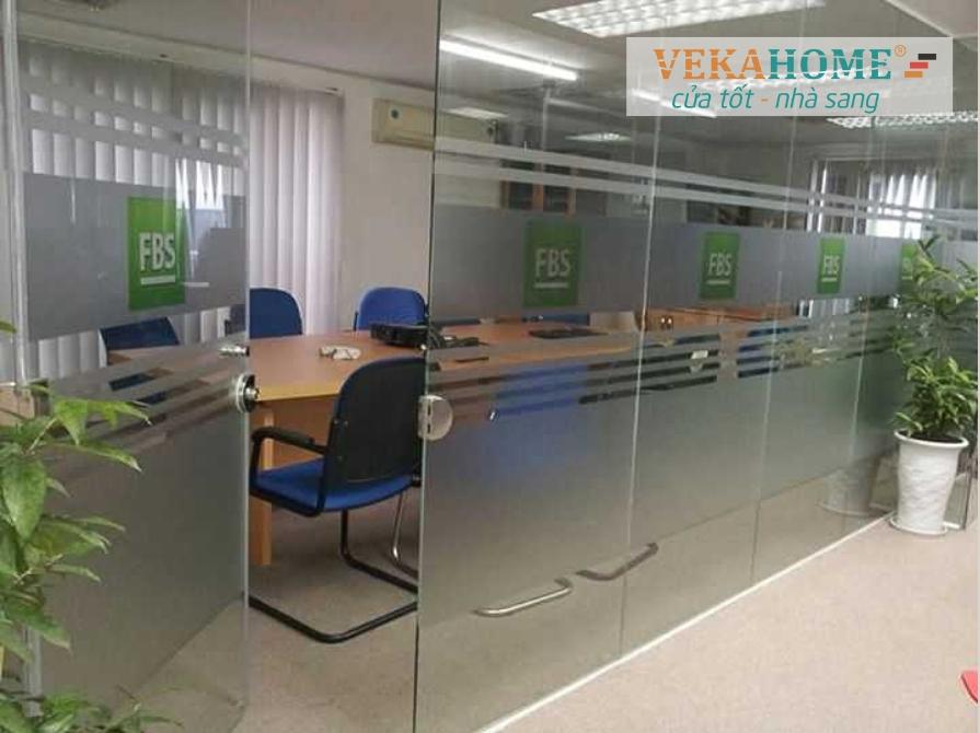 Ứng dụng của kính cường lực mờ