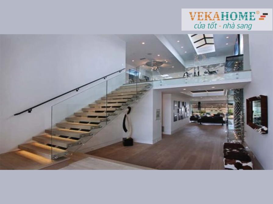 Gợi ý mẫu lan can kính cường lực đẹp cho bạn 